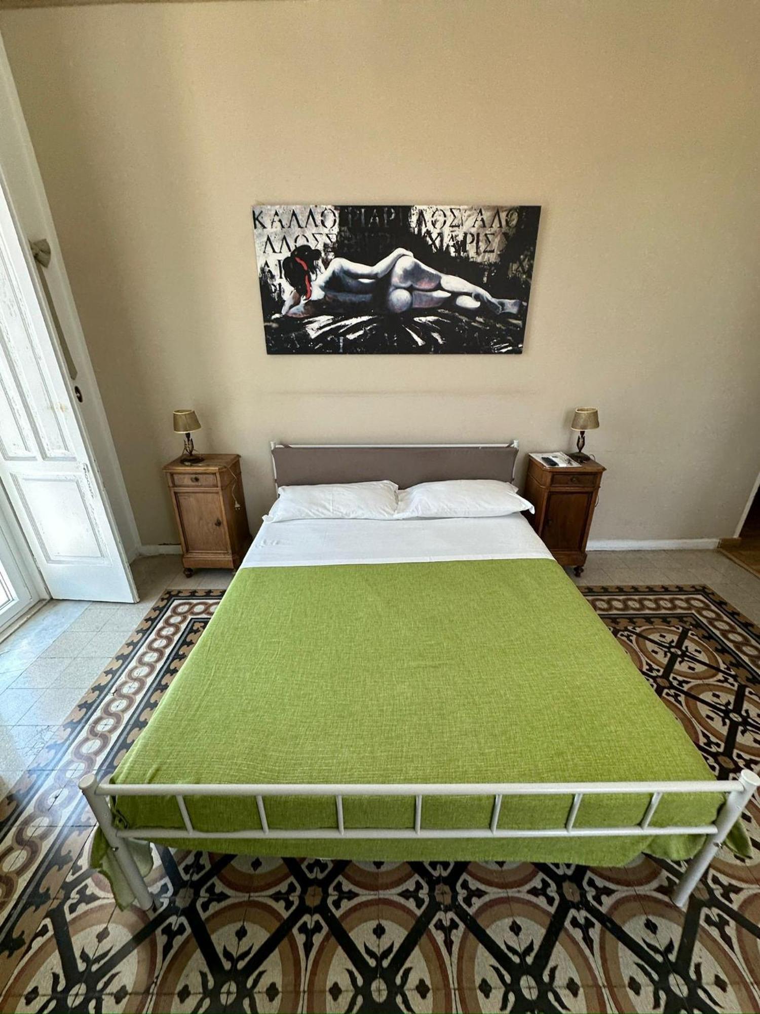Bed & Breakfast L'una Di Notte Salerno