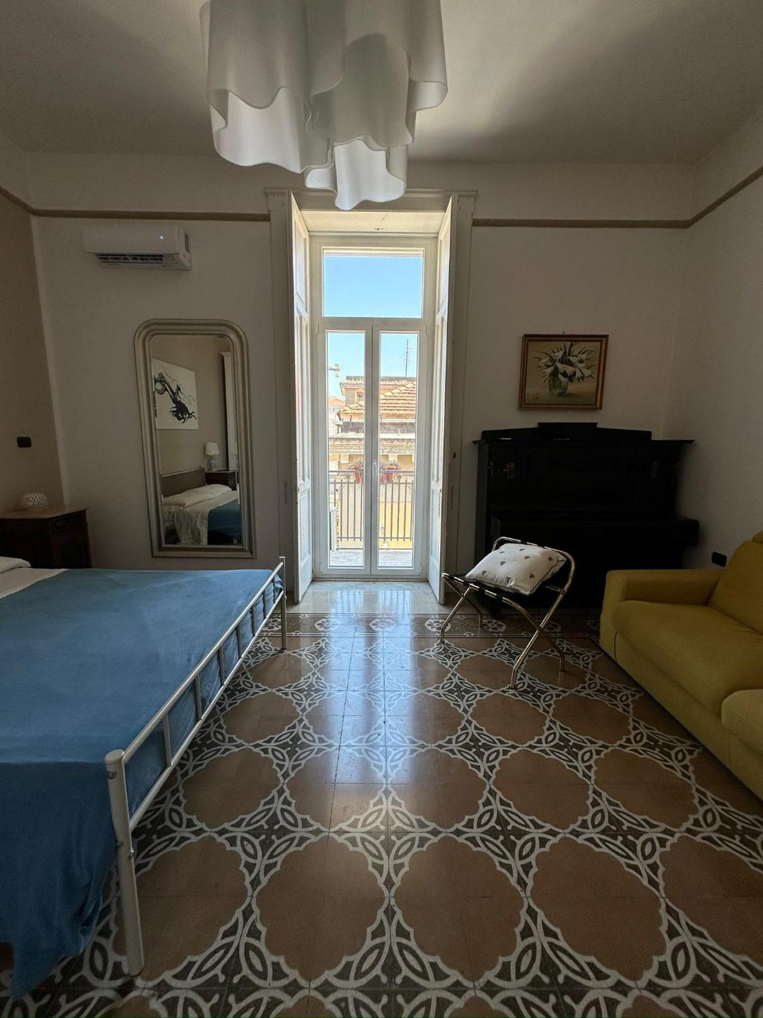 L'una Di Notte Salerno
