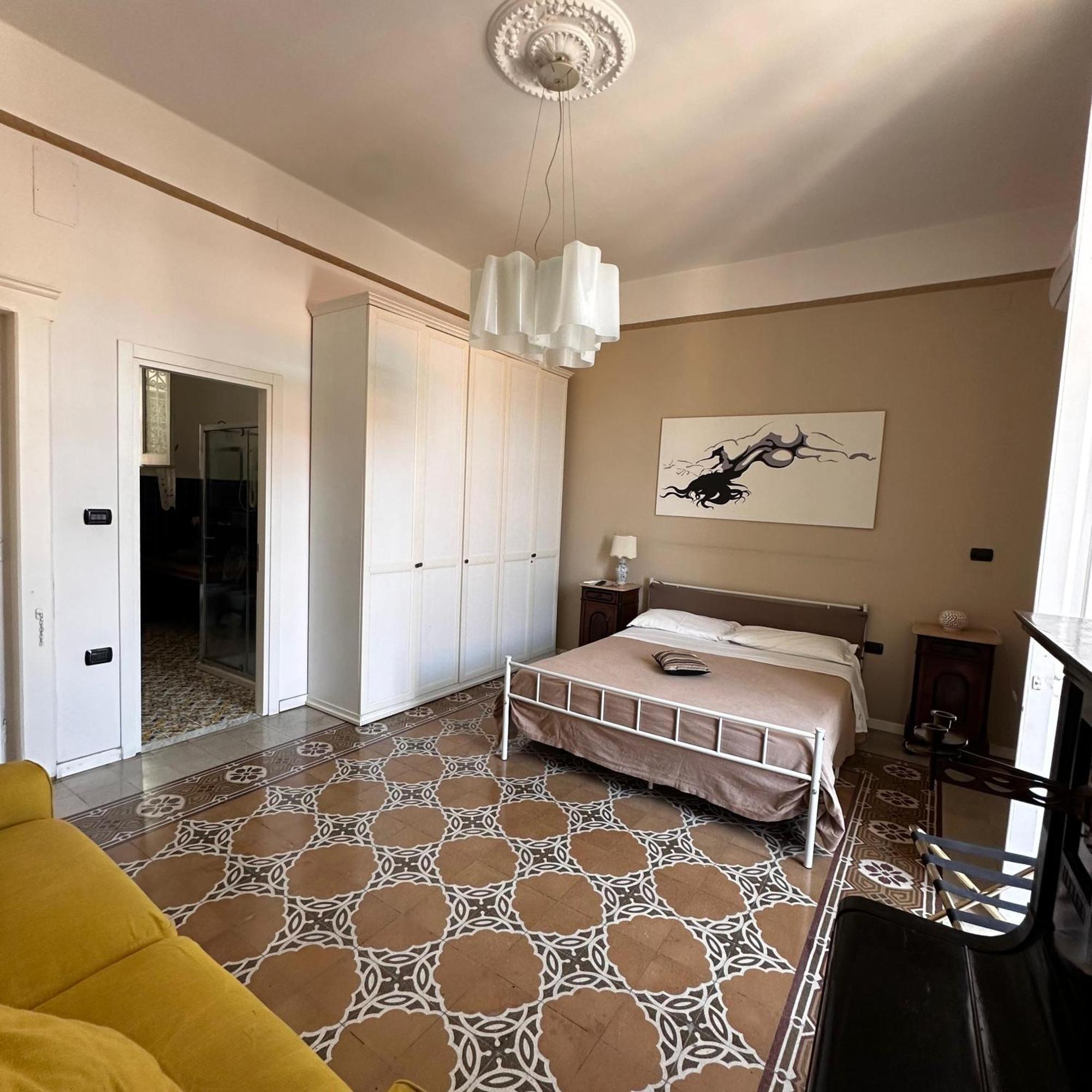 Bed & Breakfast L'una Di Notte 2*